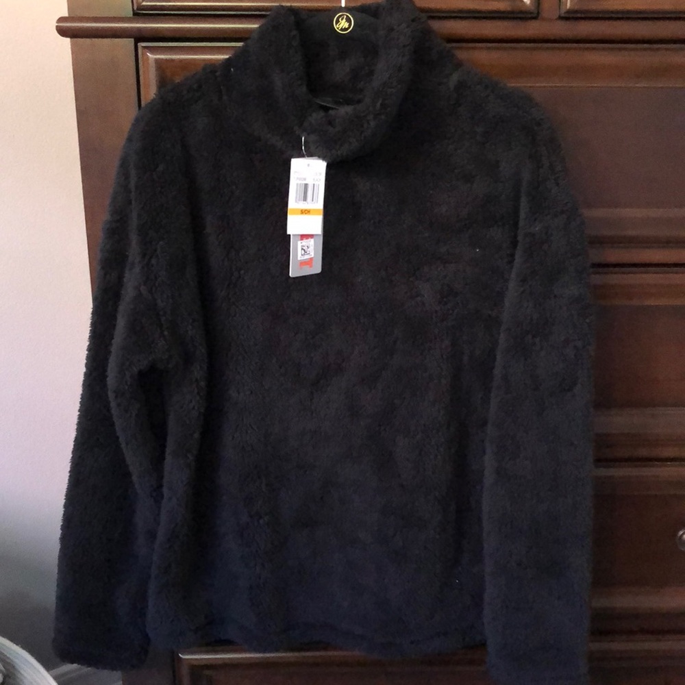 Super soft and warm pullover!